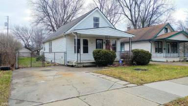 Main picture of 21012 Ehlert Ave
