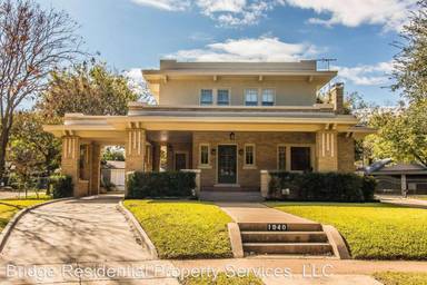 Main picture of 1940 Berkeley Pl