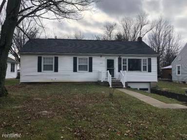 Main picture of 2927 Temperate St