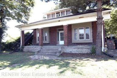 Main picture of 320 Elberta St