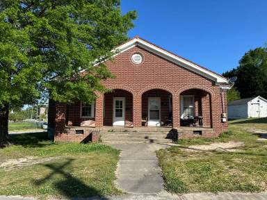 Main picture of 226 Merriman Ave