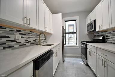Main picture of 2605 Marion Ave