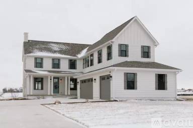 Main picture of 107 N 36th St