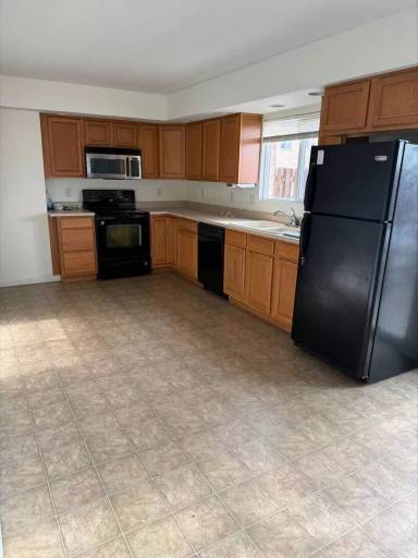 Main picture of 614 16th St SW