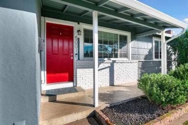 Main picture of 5001 Lippitt Ln
