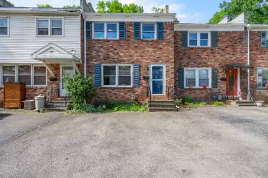 Main picture of 196 Mount Hope Dr