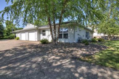 Main picture of 2216 11th Ave E