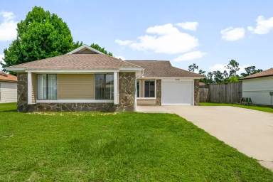 Main picture of 7750 Betty Louise Dr