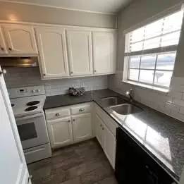 Main picture of 7512 Chapin Rd