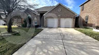 Main picture of 15849 Mirasol Dr