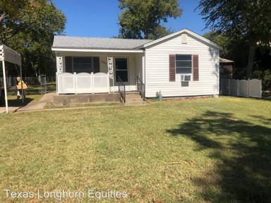 Main picture of 6808 Lakeside Dr