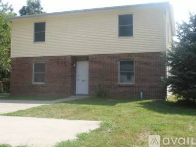 Main picture of 1111 S Park Ave