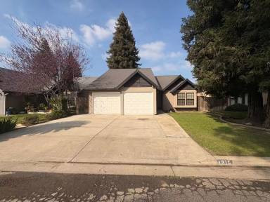 Main picture of 1208 W Whispering Pines Ct