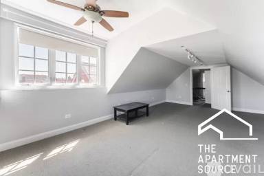 Main picture of 1854 W 18th St