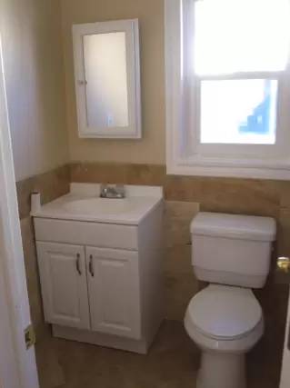 Main picture of 521 E Valencia Dr