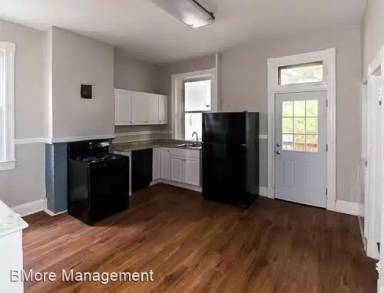 Main picture of 2937 N Calvert St