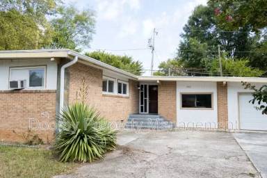 Main picture of 5303 Meadowbrook Ln