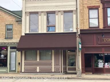 Main picture of 525 Milwaukee Ave