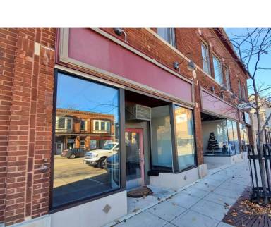Main picture of 1612 Washington St