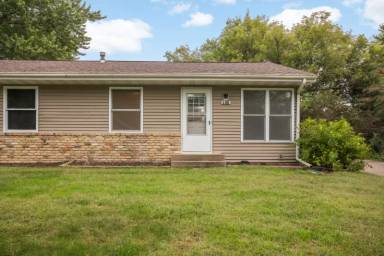 Main picture of 120 Inglewood St