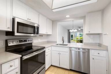 Main picture of 1008 Manatee Rd