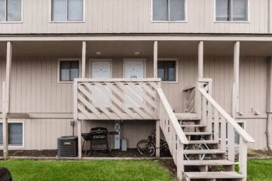 Main picture of 802 Edgebrook Dr
