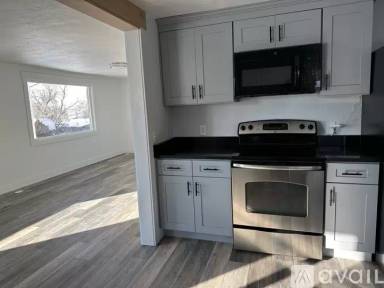 Main picture of 3858 Orchard Ave