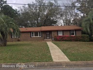 Main picture of 5008 Woodmere St
