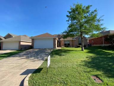 Main picture of 3813 Cannonwood Dr