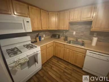 Main picture of 618 Columbus Ave