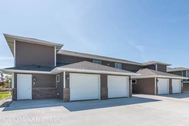 Main picture of 407 W Barker Pl