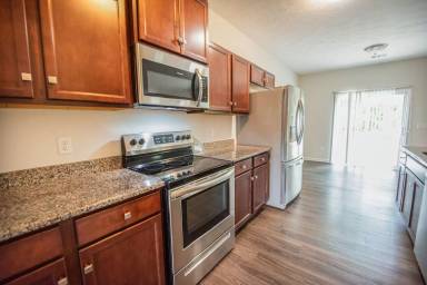 Main picture of 2 Willow Trace Dr