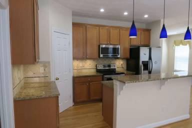 Main picture of 512 Dunkirk Ct