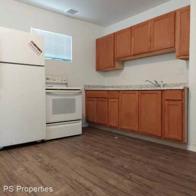 Main picture of 431 Texas St NE