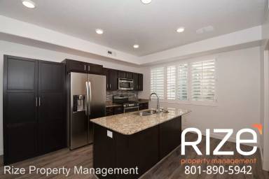 Main picture of Solameer Townhomes