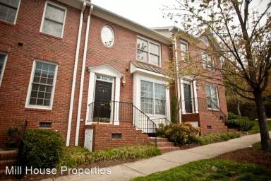 Main picture of 402 Aberdeen Dr