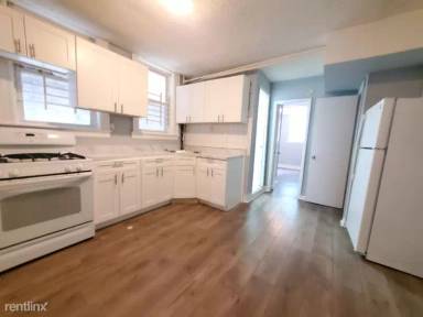 Main picture of 351 Forrest St