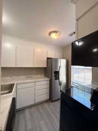 Main picture of 4042 Briarhill Dr