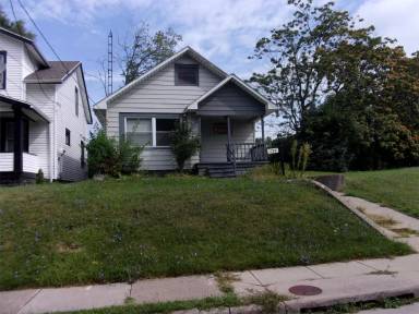 Main picture of 1744 Bigelow St