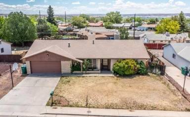 Main picture of 10693 Beechwood Dr