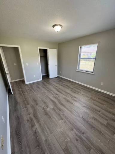 Main picture of 601 E Church St