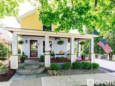 Main picture of 201 N Monroe St