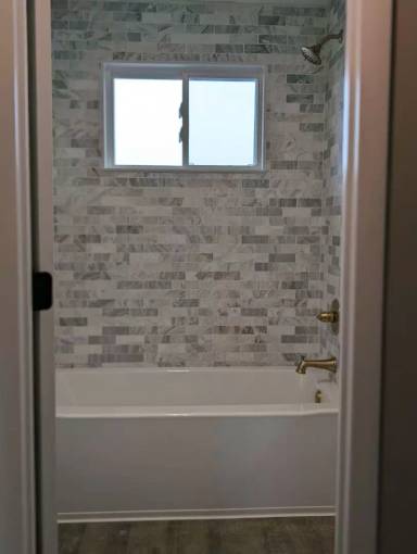 Main picture of 303 Hill St