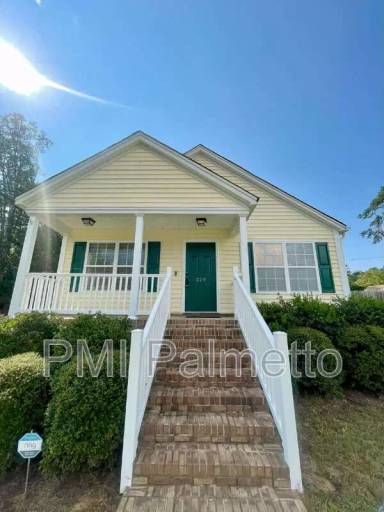 Main picture of 229 St Andrews Place Dr
