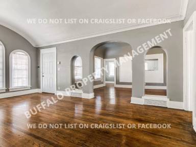 Main picture of 912 NE 21st St