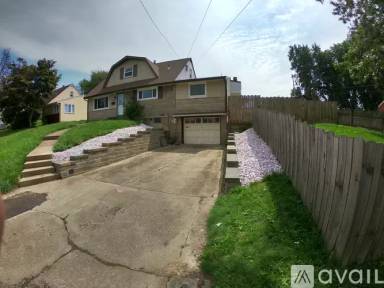 Main picture of 2808 Ford Ave