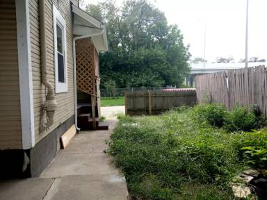 Main picture of 809 Herman Ave