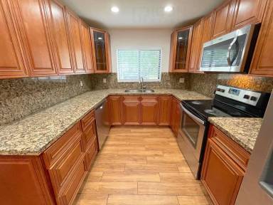 Main picture of 7901 NW 33rd St