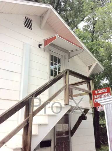 Main picture of 107 W Lindburg St