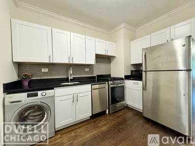 Main picture of 2147 N Fremont St